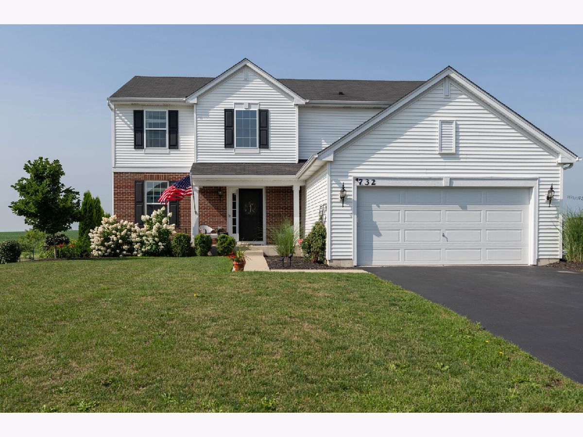  Sold Yorkville Illinois, 732 Kentshire
