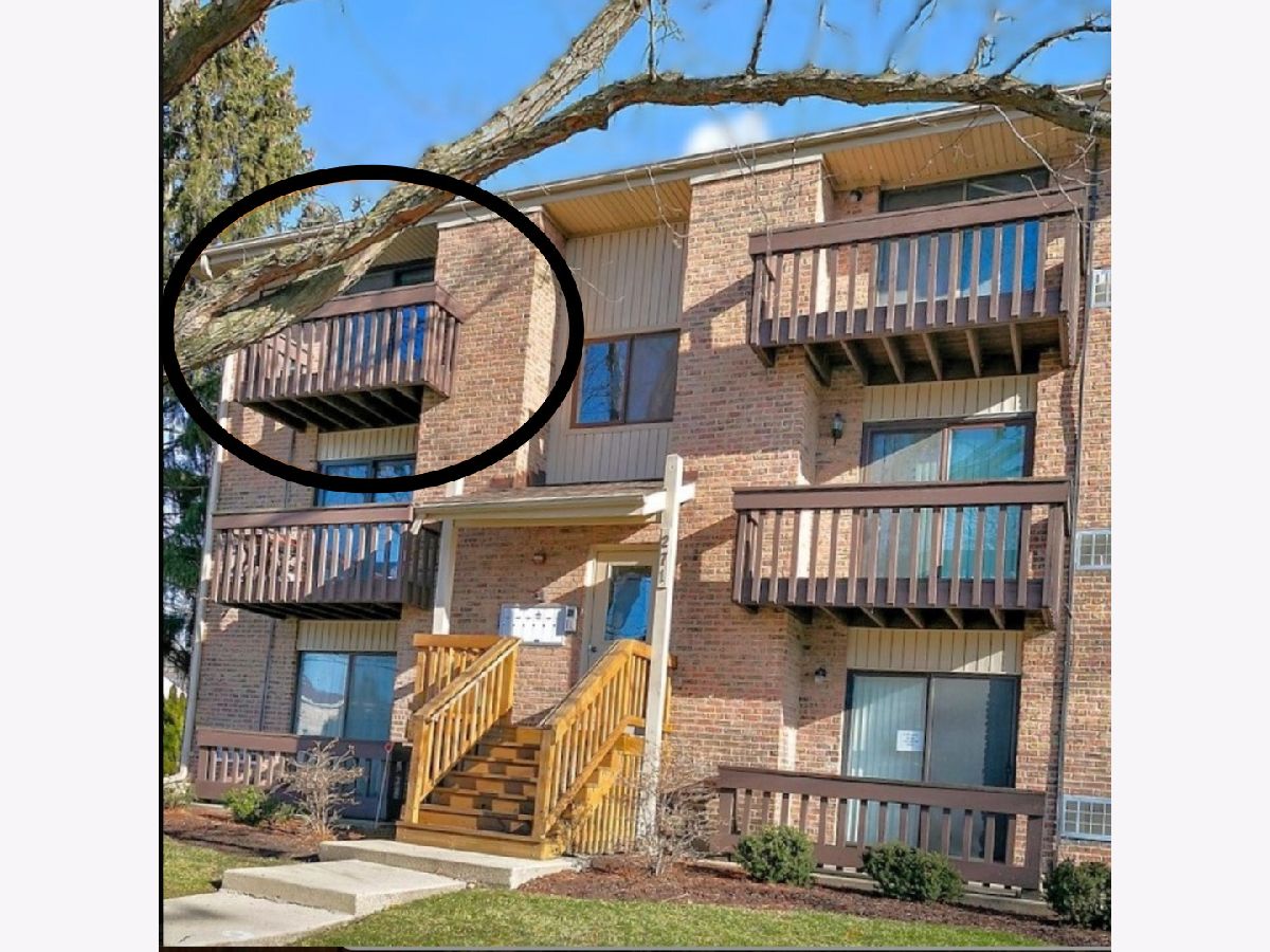  Rented Wheeling Illinois, 271 12th