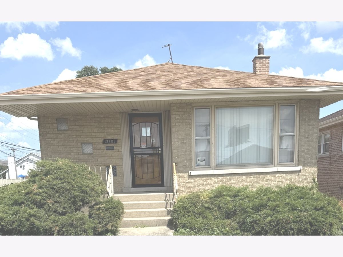  For Sale Calumet Park Illinois, 12401 Justine Street