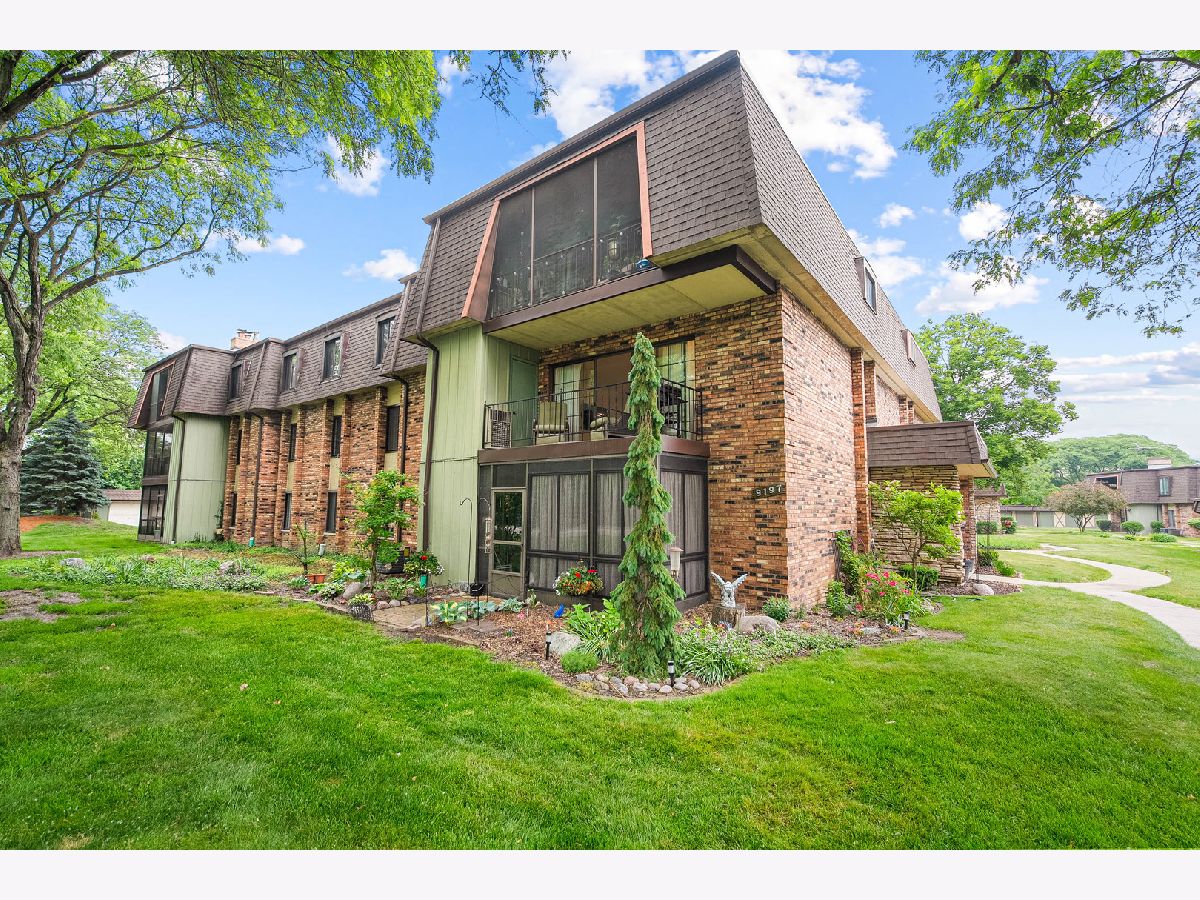  Sold Palos Hills Illinois, 9197 North