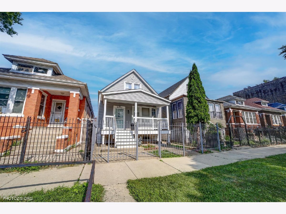 Sold Chicago Illinois, 6343 Troy