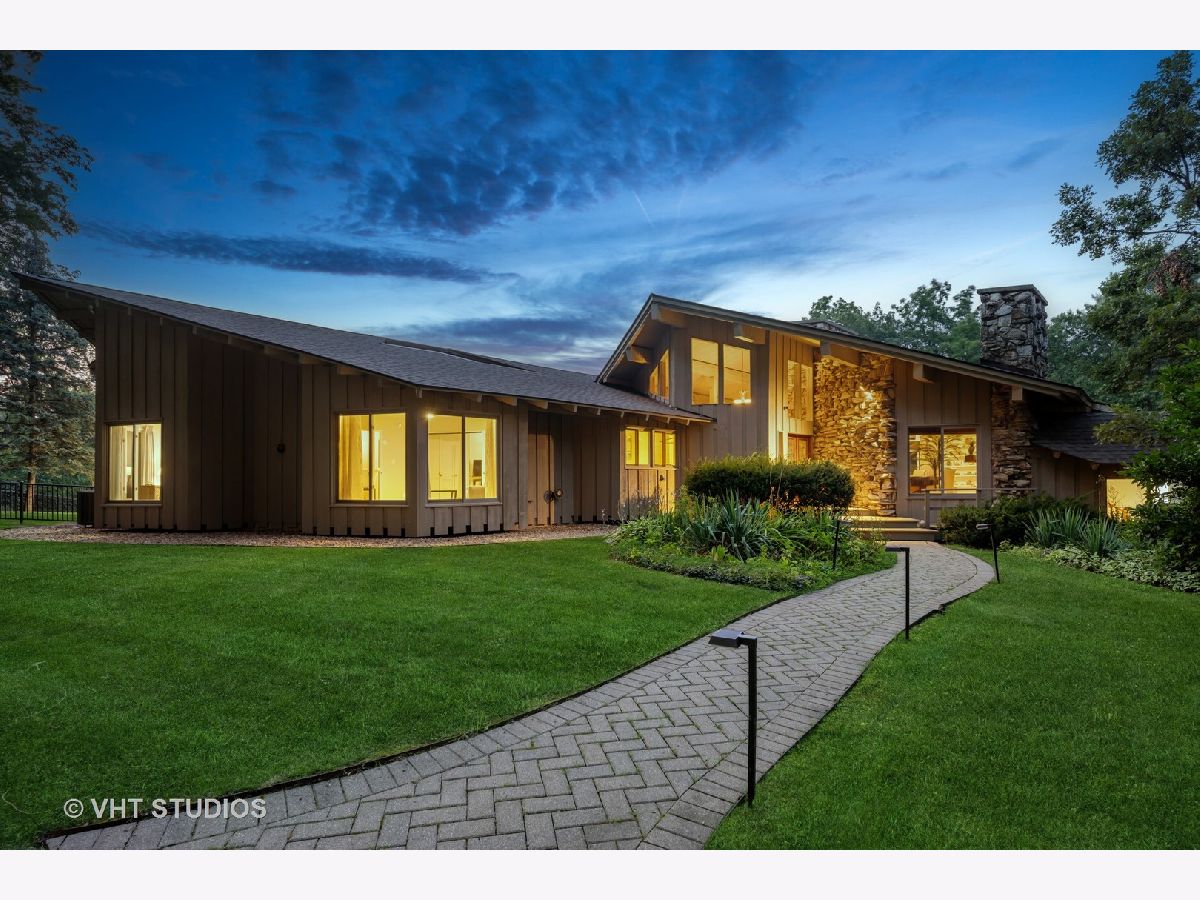  For Sale North Barrington Illinois, 610 Signal Hill Road