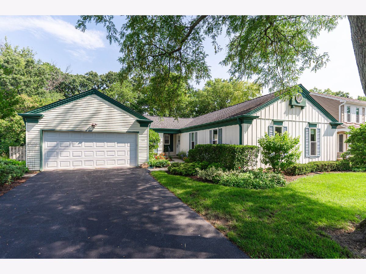 Homes For Sale Fair Oaks Carol Stream Illinois, 729 Hickory Lane