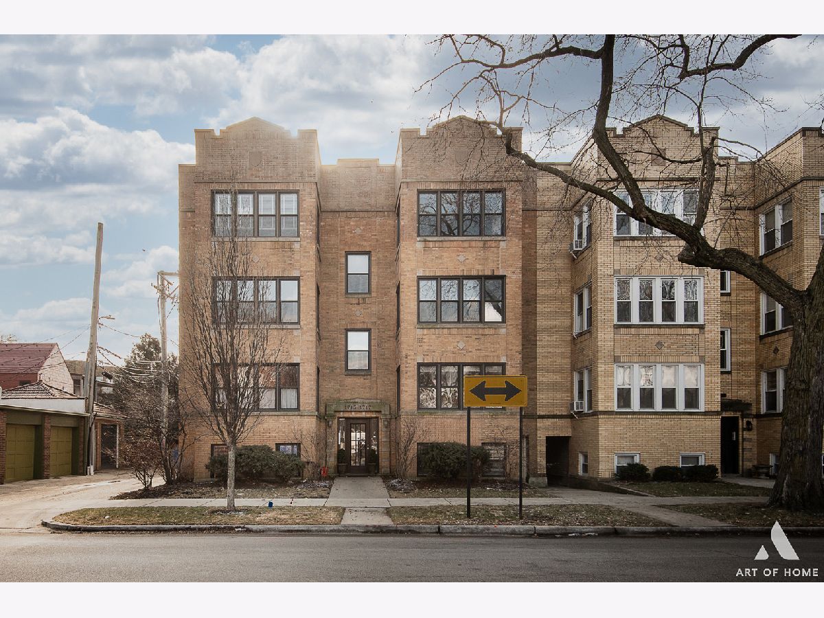  Sold Chicago Illinois, 1717 Bryn Mawr