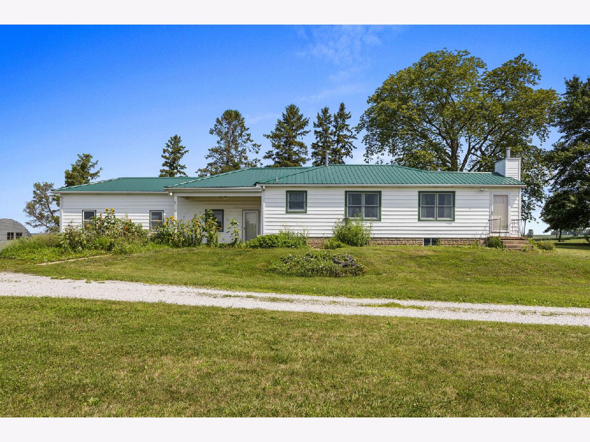  Sold Philo Illinois, 1029 County Road 1500 E