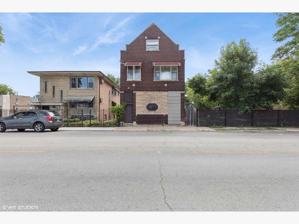 Rented Chicago Illinois, 5145 Racine