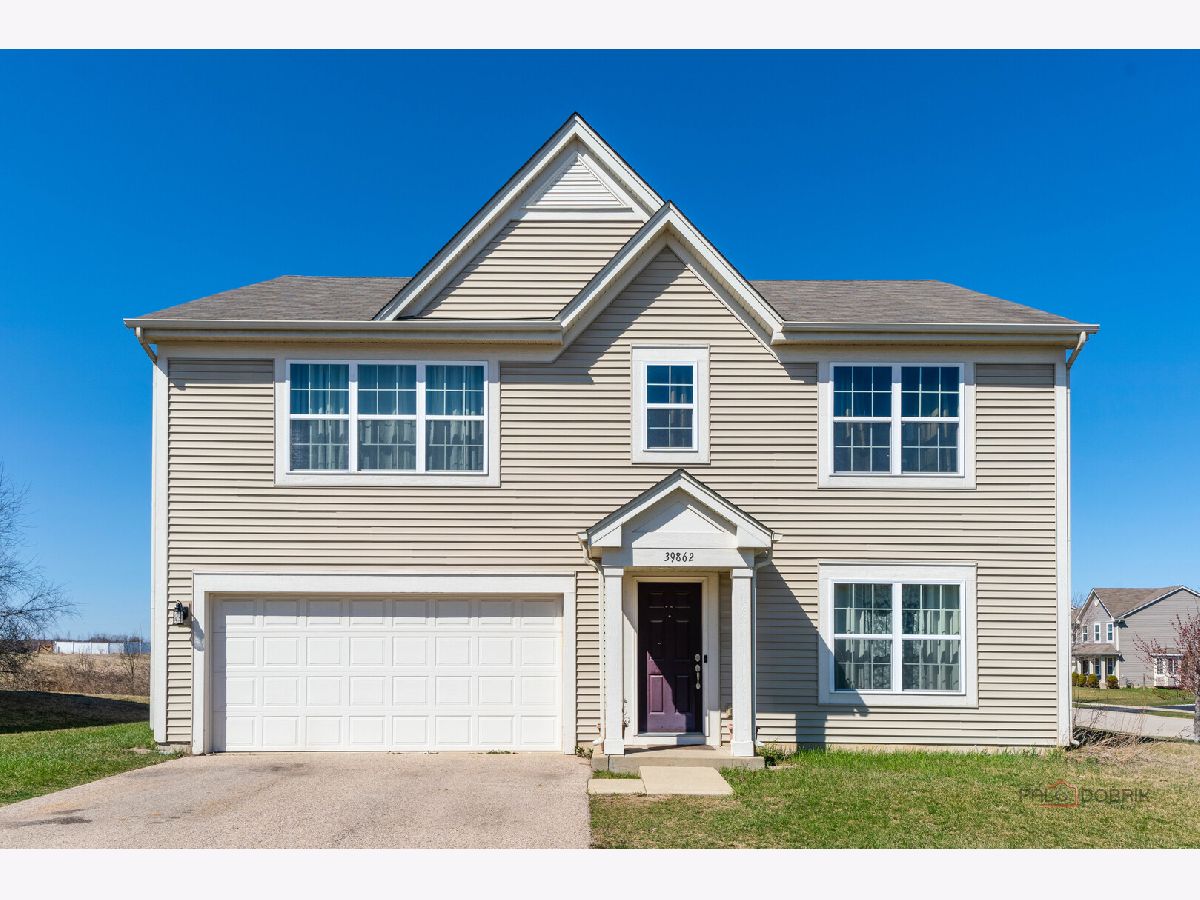  Sold Beach Park Illinois, 39862 Waterloo