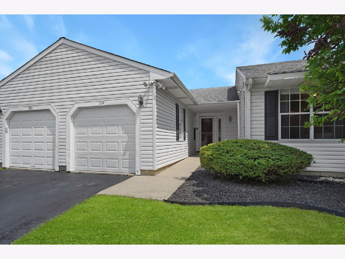 Townhomes For Sale Serendipity Buffalo Grove Illinois, 504 Lyon Drive
