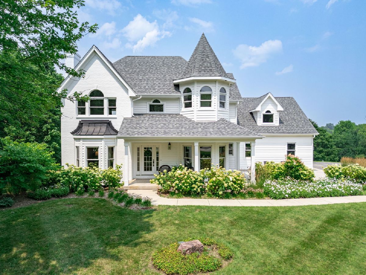 Homes For Sale Haldun Grove Woodstock Illinois, 2505 Timberline Trail