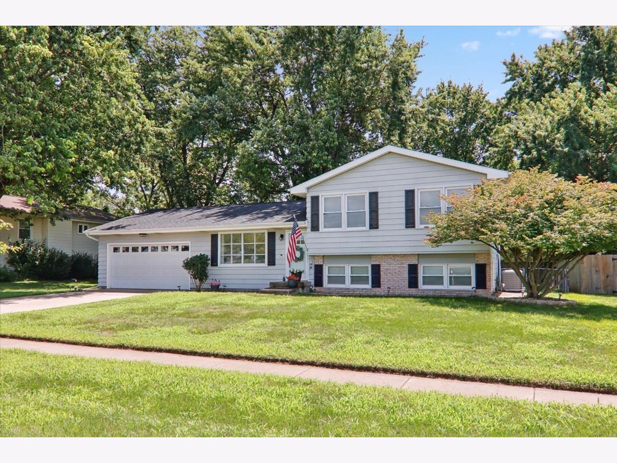  Sold Normal Illinois, 1715 Gregory