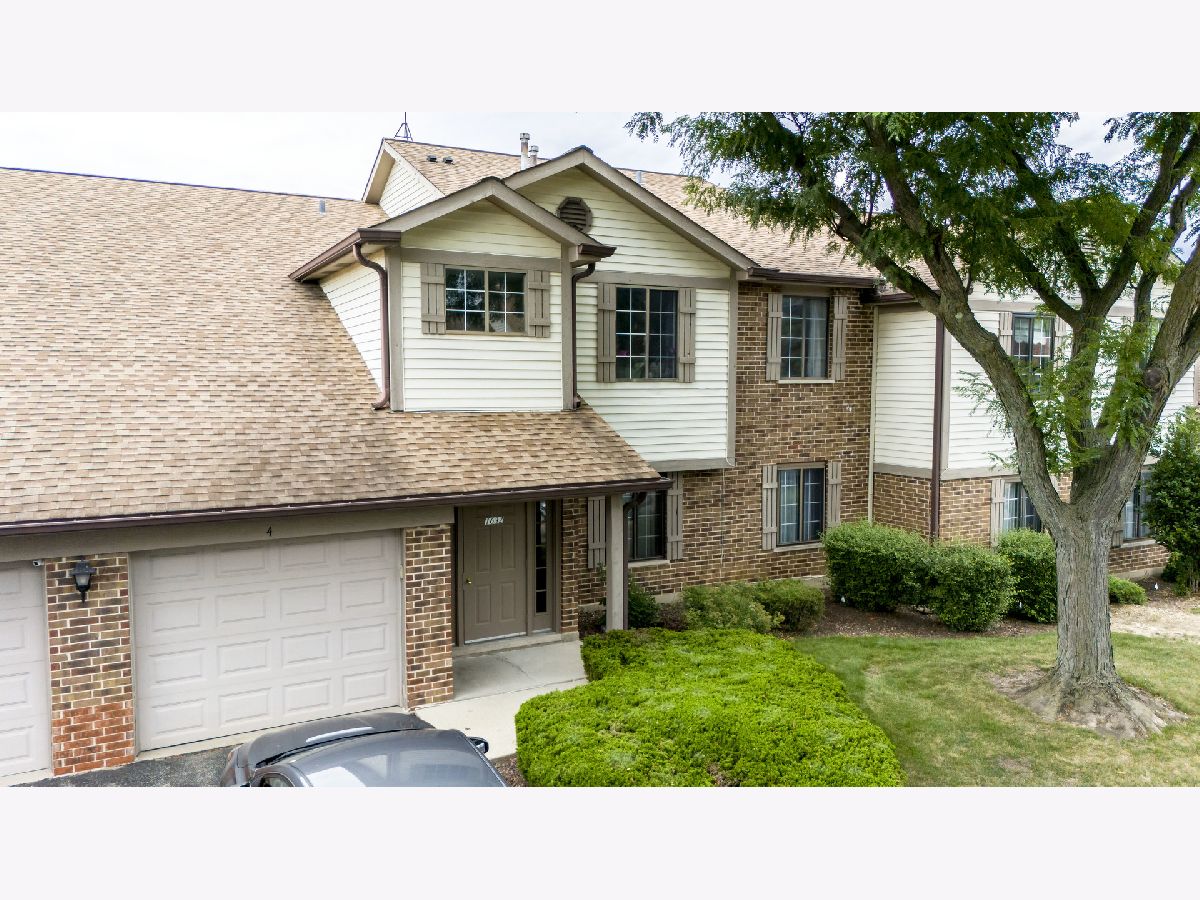 Townhomes & Condos For Sale Pheasant Trail Arlington Heights Illinois, 1632 Quail Court