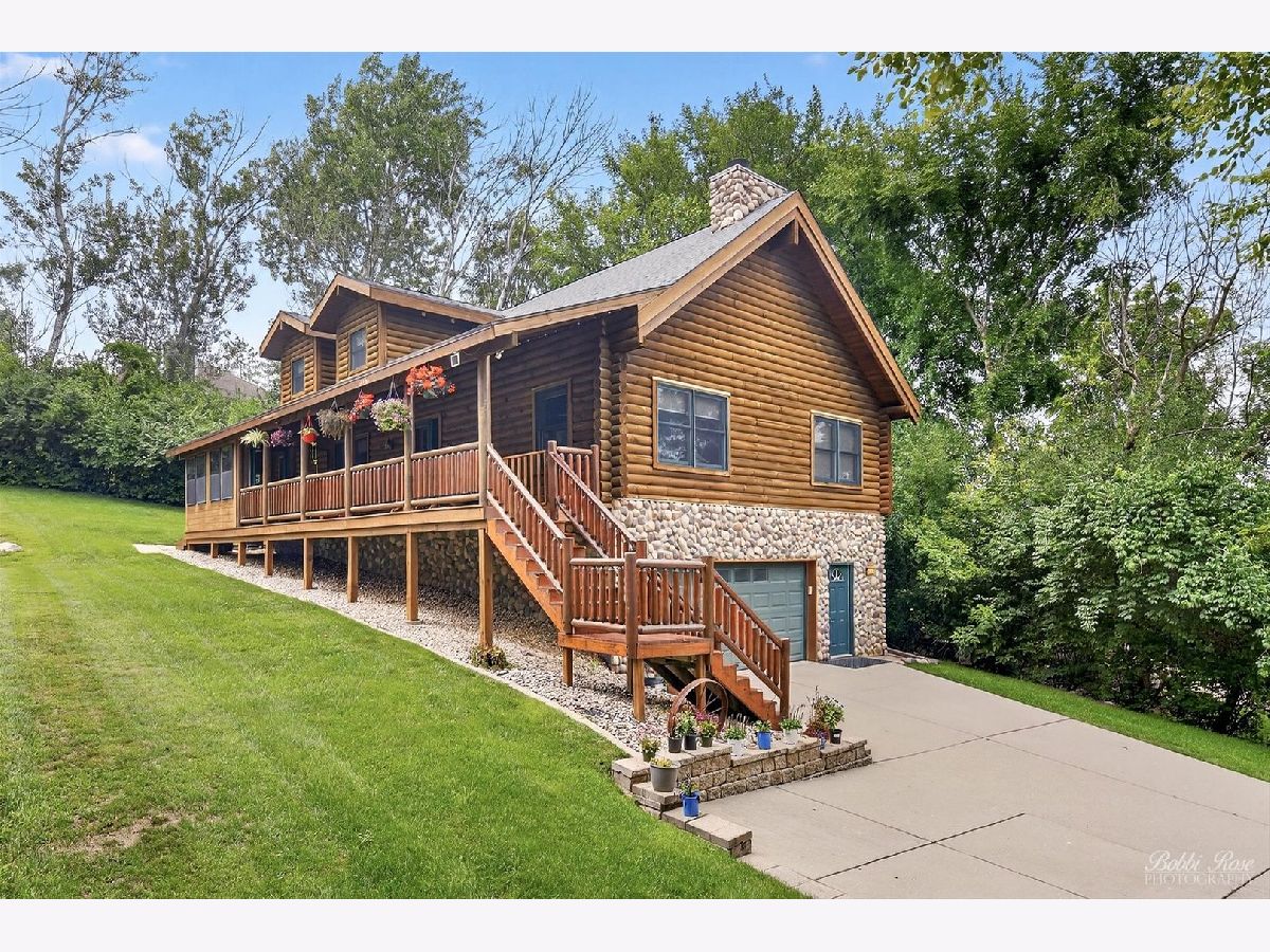 Homes For Sale Arthur Traube Algonquin Illinois, 1334 Hillside