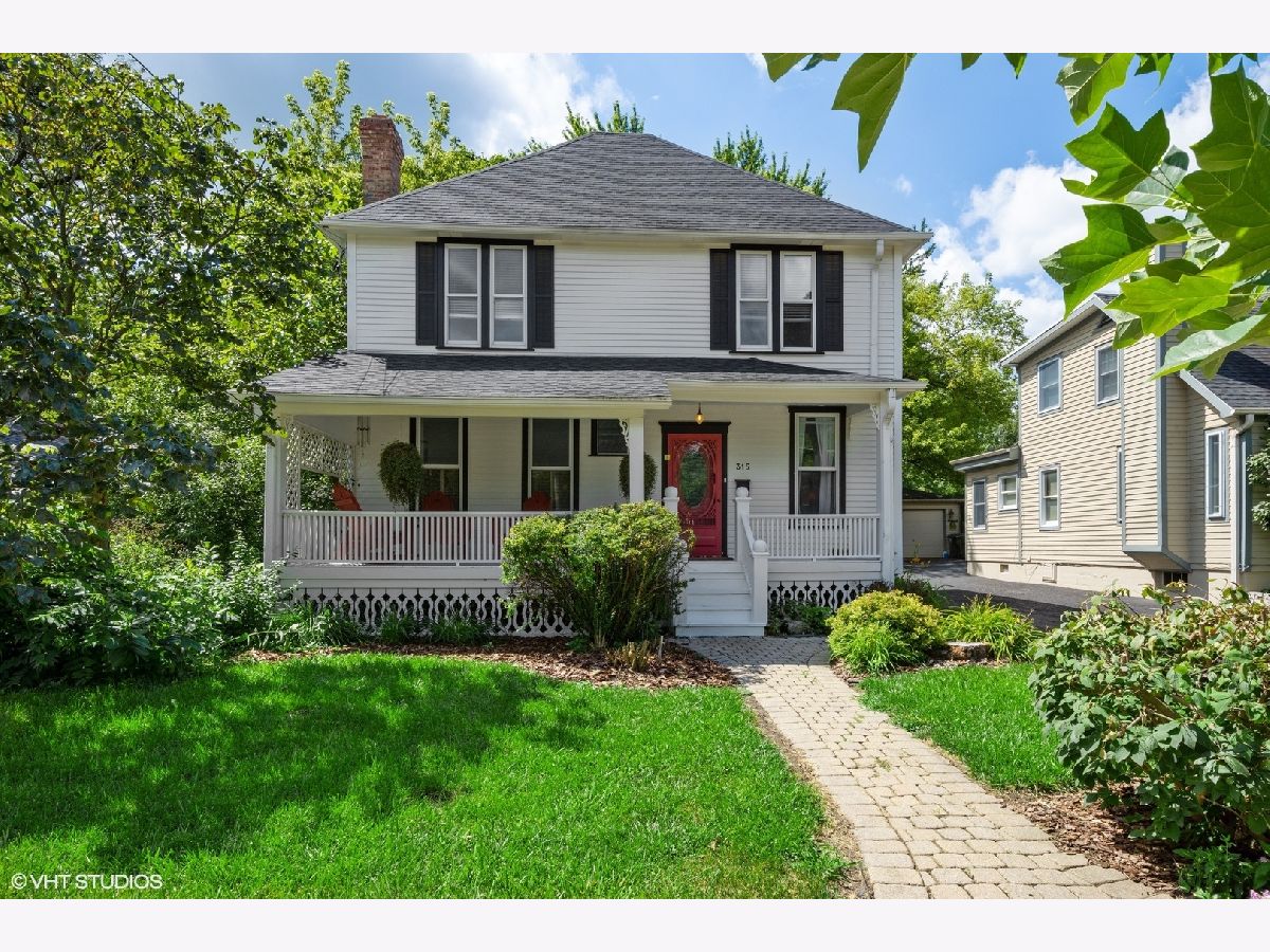 Homes & Townhomes & Condos Sold Barrington Village Barrington Illinois, 315 Lincoln