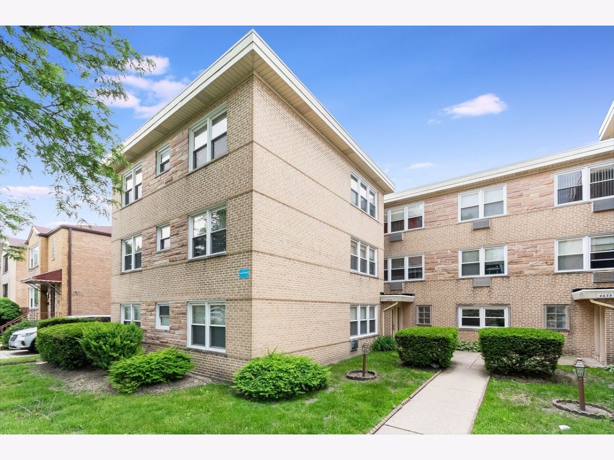 For Rent Skokie Illinois, 4629 Main