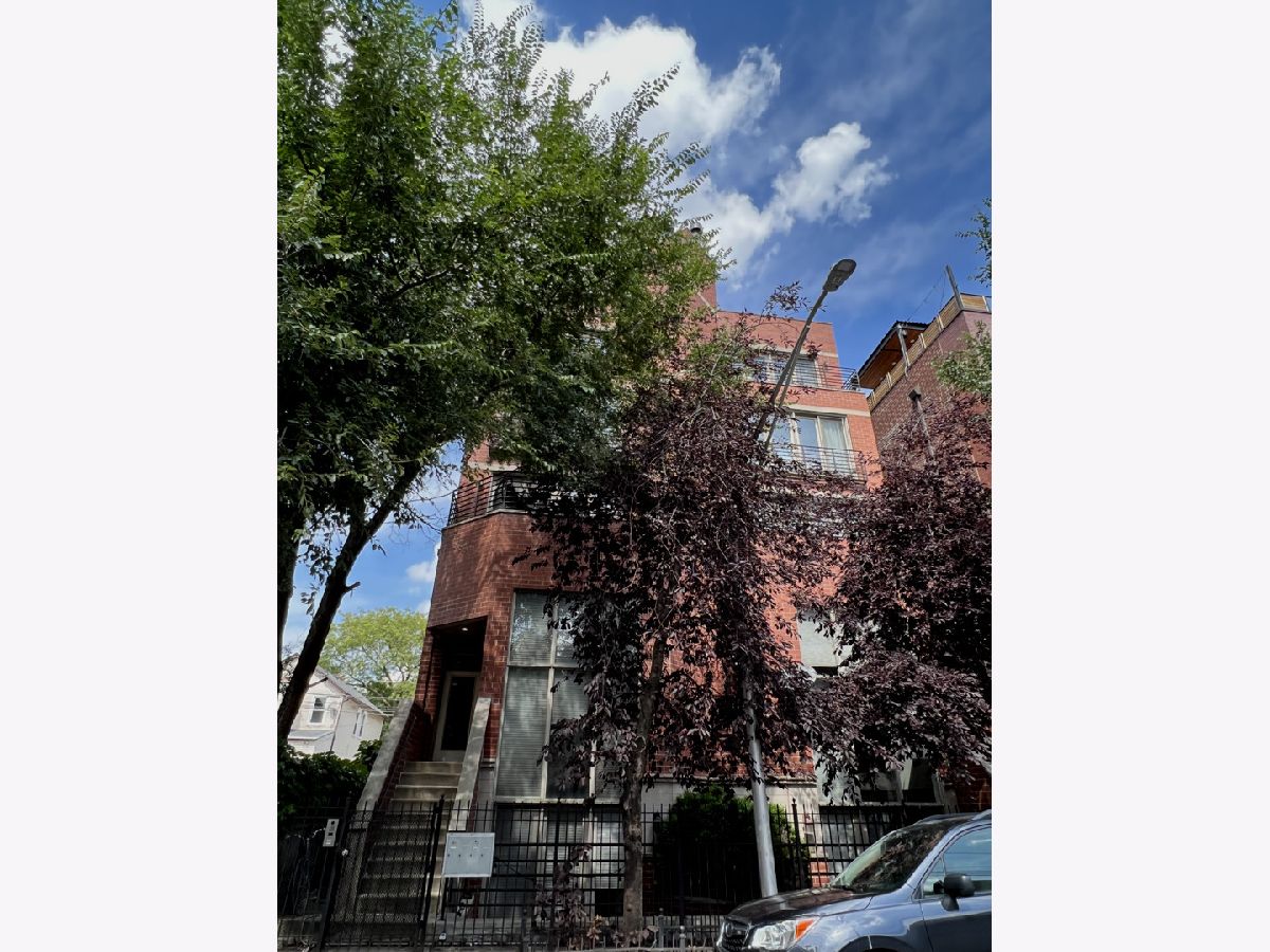 Condos & Townhomes & Homes For Rent West Town Chicago Illinois, 1622 Ontario