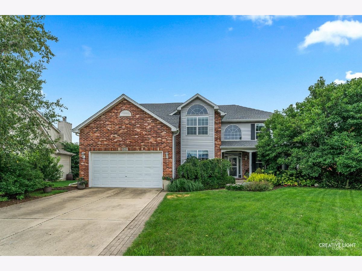 Homes For Sale Natures Crossing Plainfield Illinois, 25437 Blakely Drive