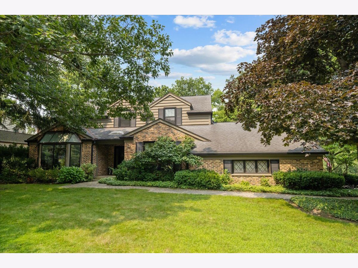  Rented Lincolnshire Illinois, 47 Coldstream