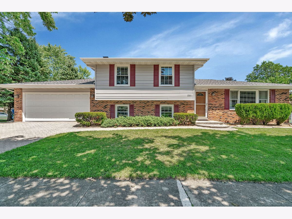  Sold Minooka Illinois, 220 Shabbona