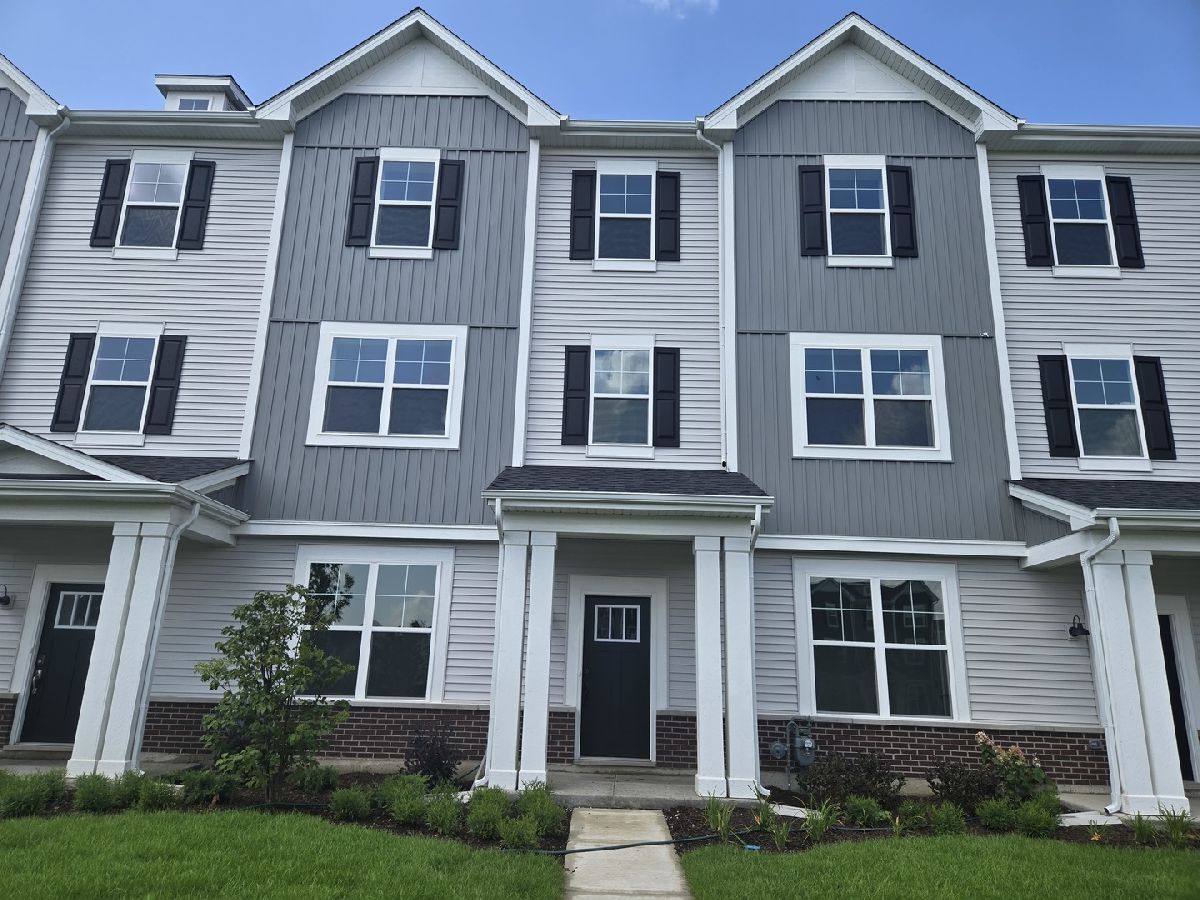 Condos & Townhomes Rented Chelsea Manor Aurora Illinois, 4509 Chelsea Manor