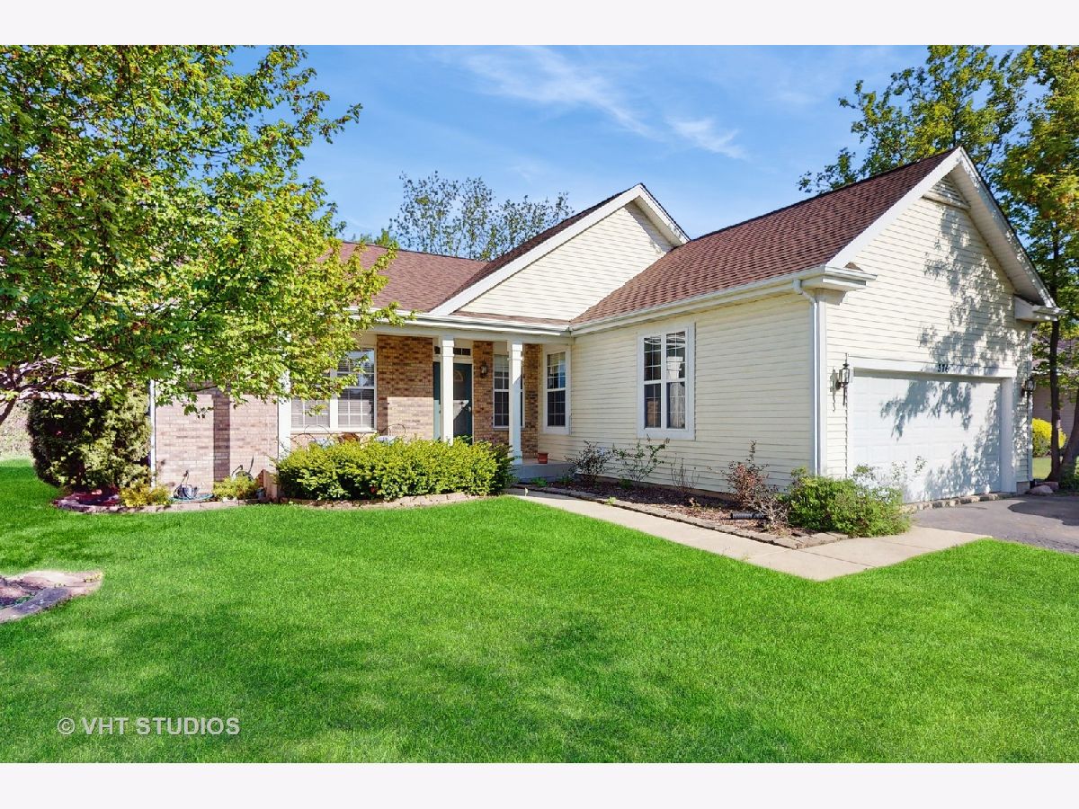  Sold Lakemoor Illinois, 376 Willow