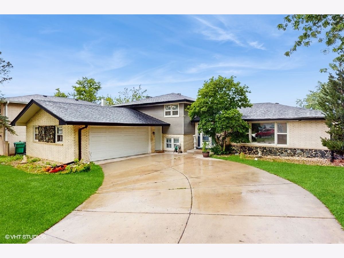  Sold Orland Park Illinois, 8554 Fir