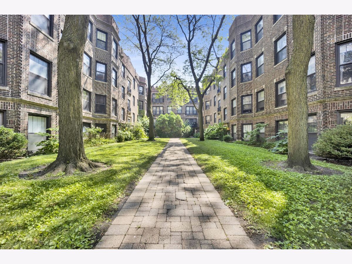  Sold Chicago Illinois, 6257 Sheridan