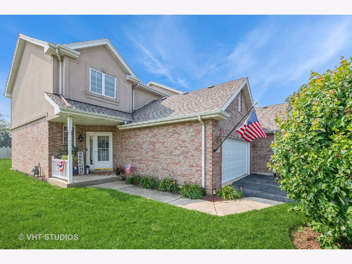 Homes & Townhomes For Sale Avondale Meadows Tinley Park Illinois, 8011 Nielsen Drive