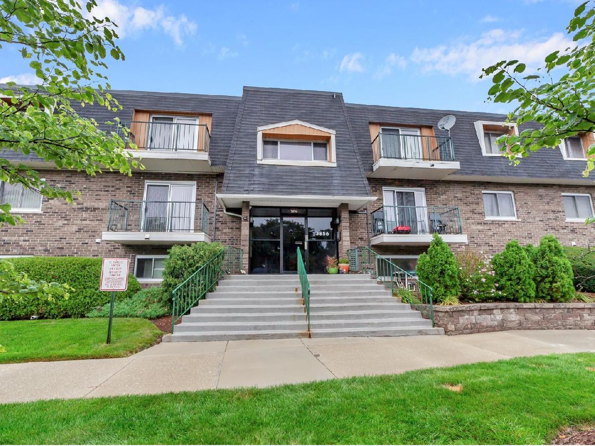  Rented Northbrook Illinois, 3856 Parkway