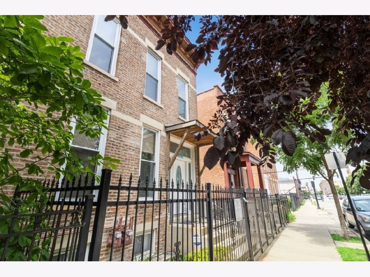  Rented Chicago Illinois, 616 Oakley