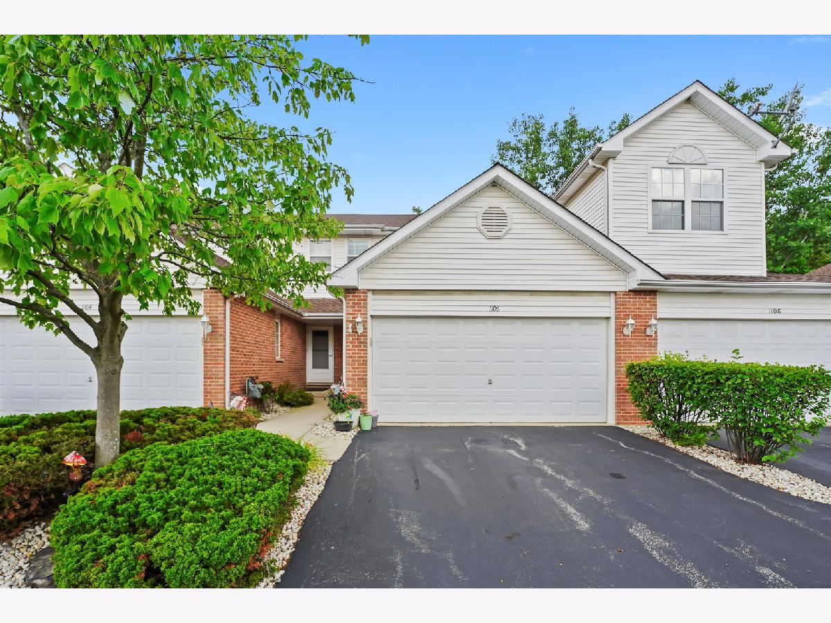  Sold Glendale Heights Illinois, 1106 Coventry