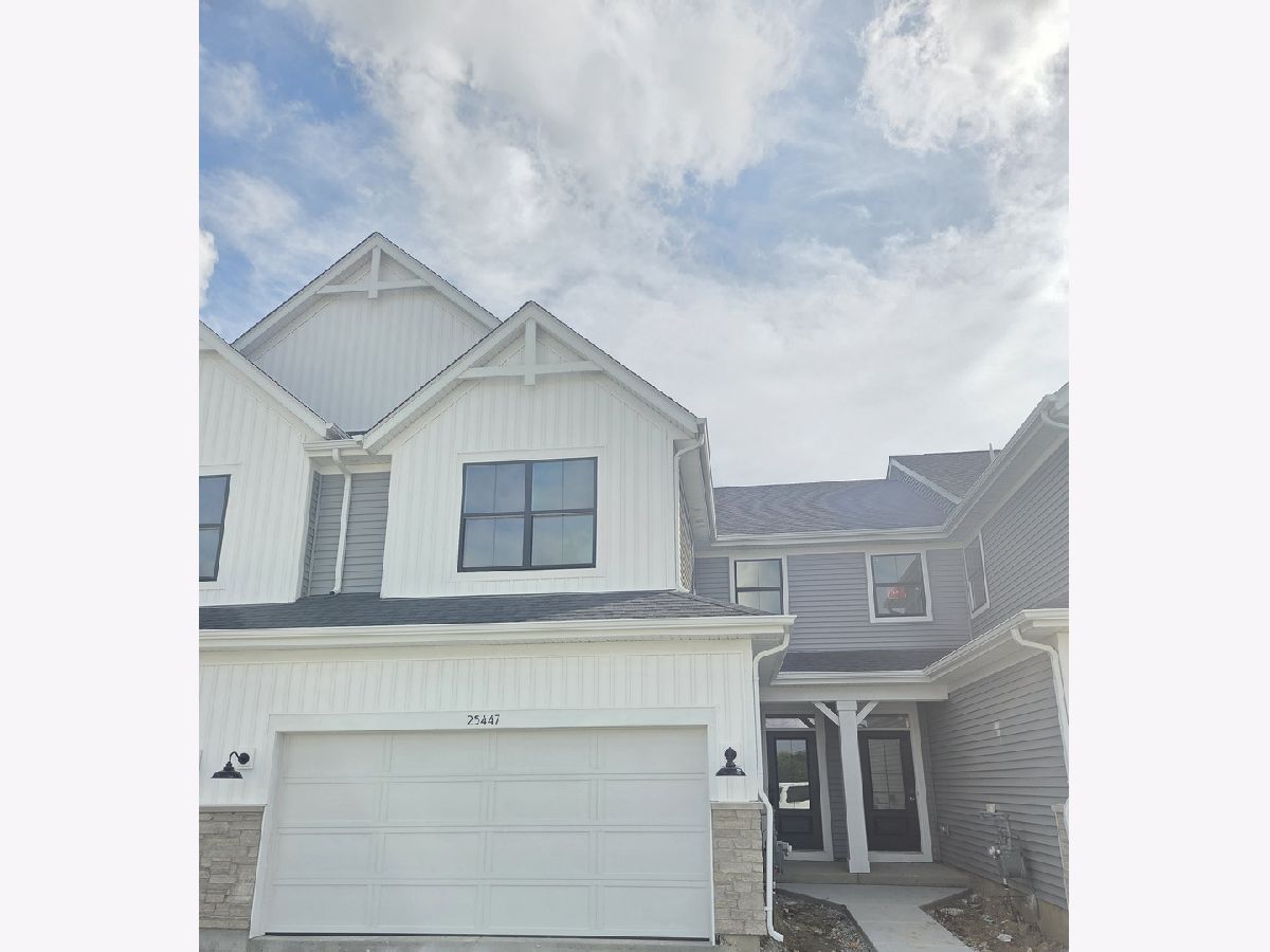 Condos & Townhomes Sold Lockley Park Plainfield Illinois, 25447 Emory