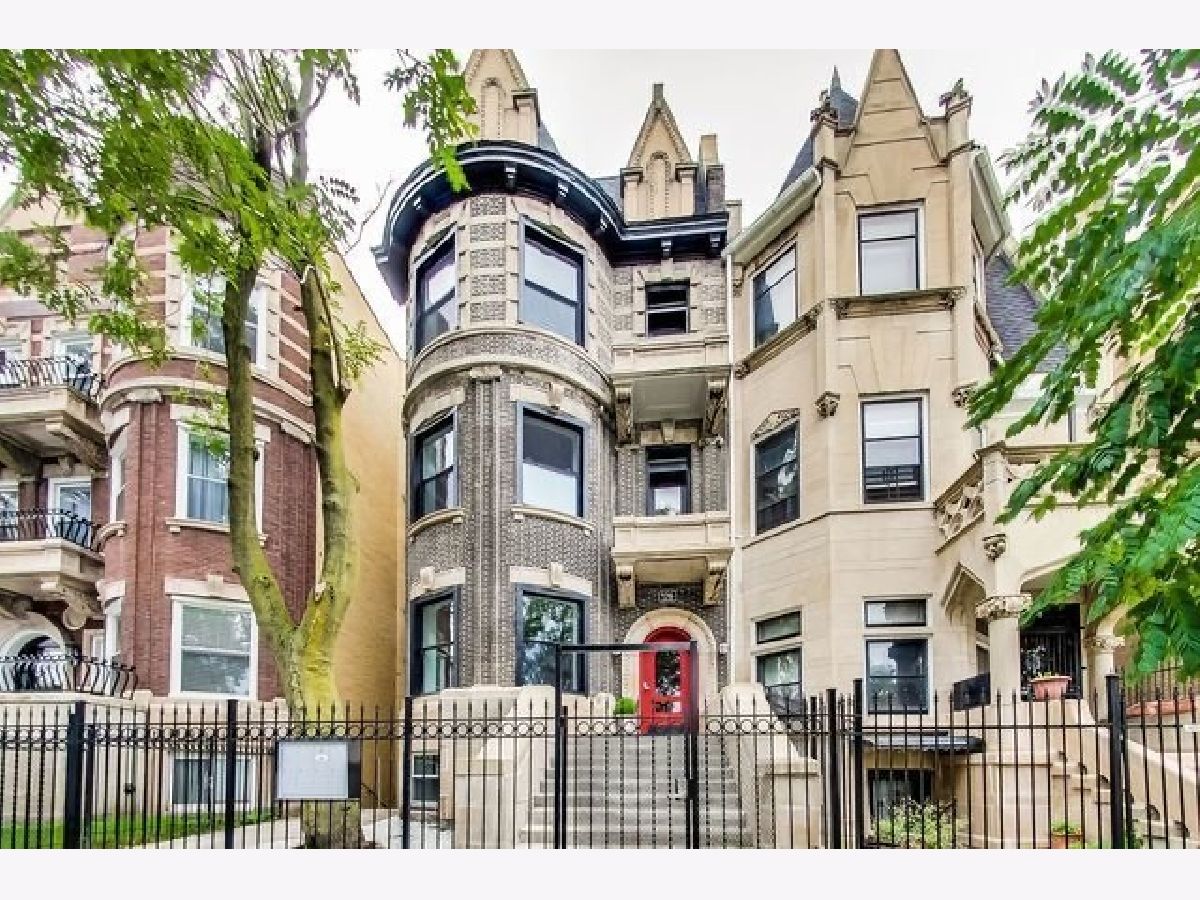 Rented Chicago Illinois, 4516 King