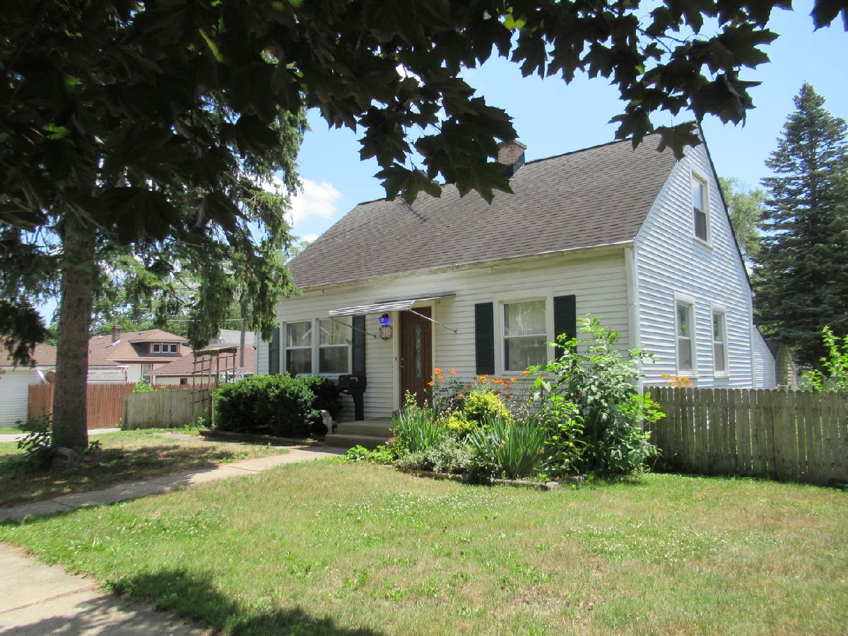  Rented Elgin Illinois, 659 Bent