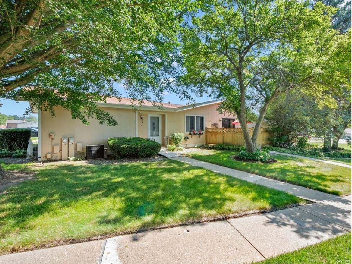  Sold Mchenry Illinois, 4716 Oakwood