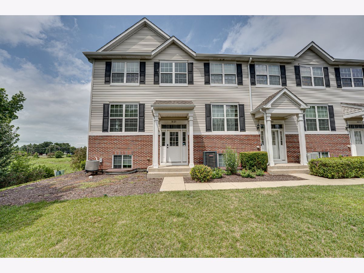  For Rent Yorkville Illinois, 3821 Bailey