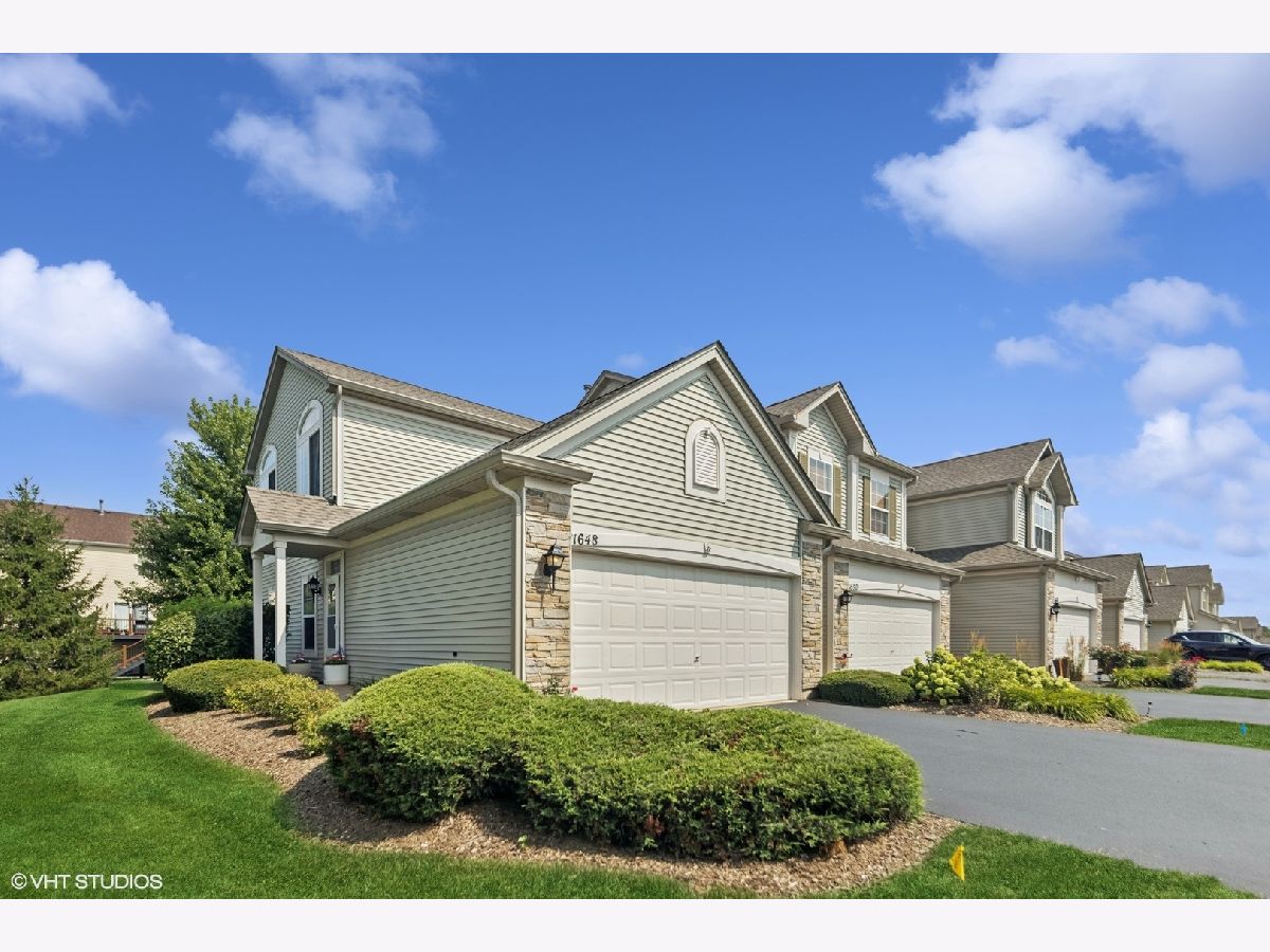  Sold Aurora Illinois, 1648 Fredericksburg