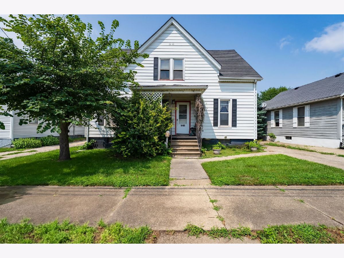 Homes For Sale Maudes Bloomington Illinois, 1405 W Mulberry Street
