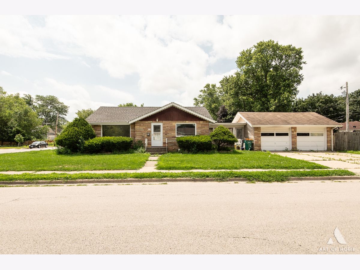  Sold Elgin Illinois, 851 Washburn