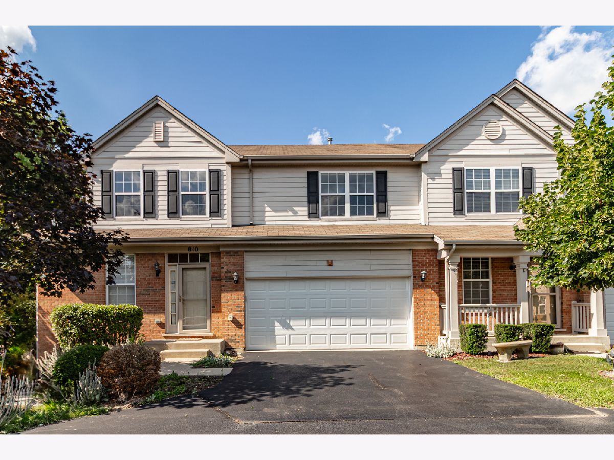  Rented Lake Zurich Illinois, 810 Spencer