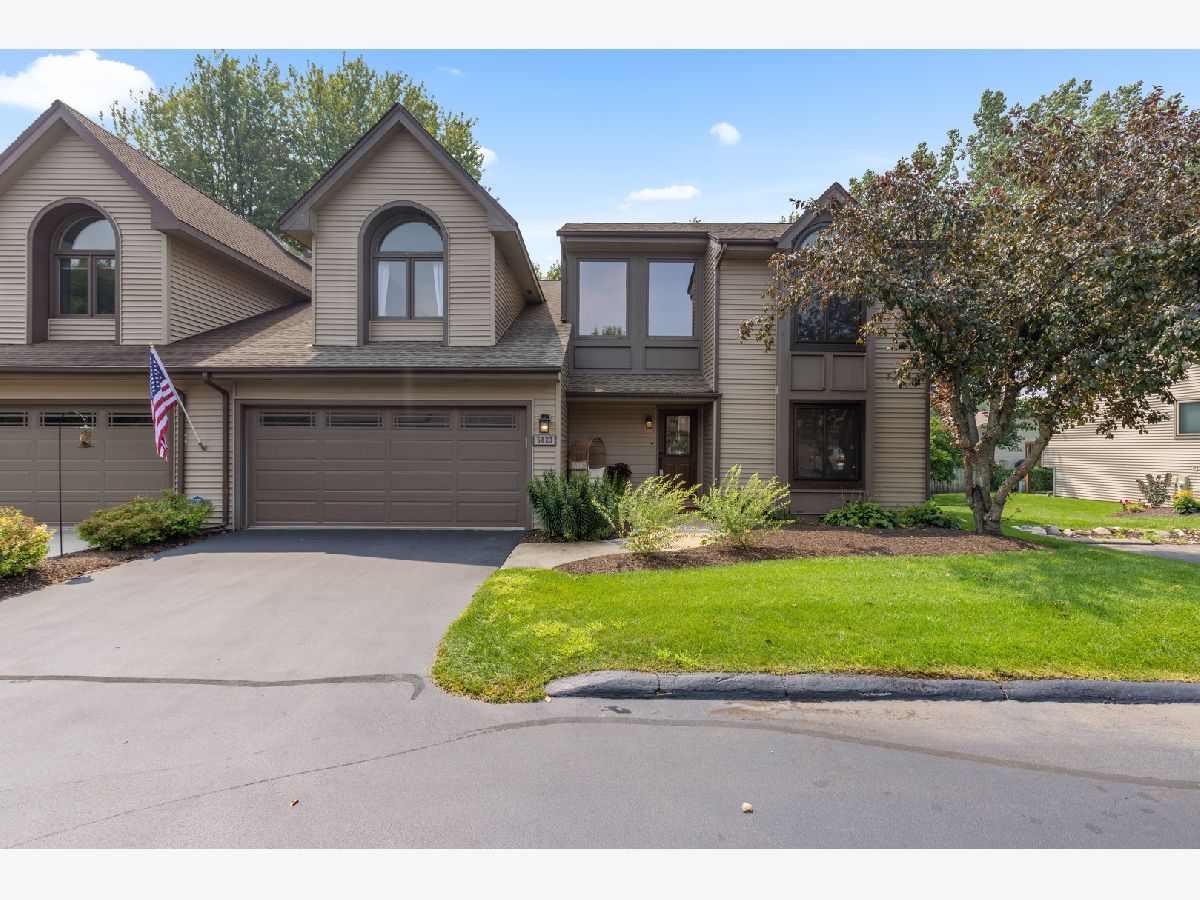  Sold Loves Park Illinois, 5823 Meadows Edge Close