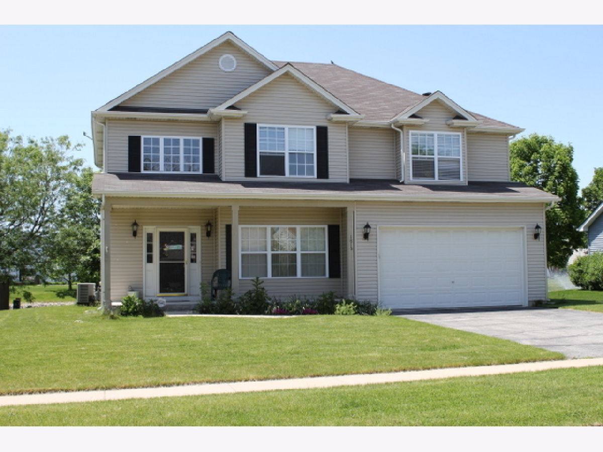  Rented Plainfield Illinois, 1815 Hampton