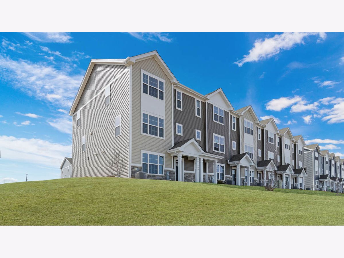  Sold Pingree Grove Illinois, 1554 Sequoia