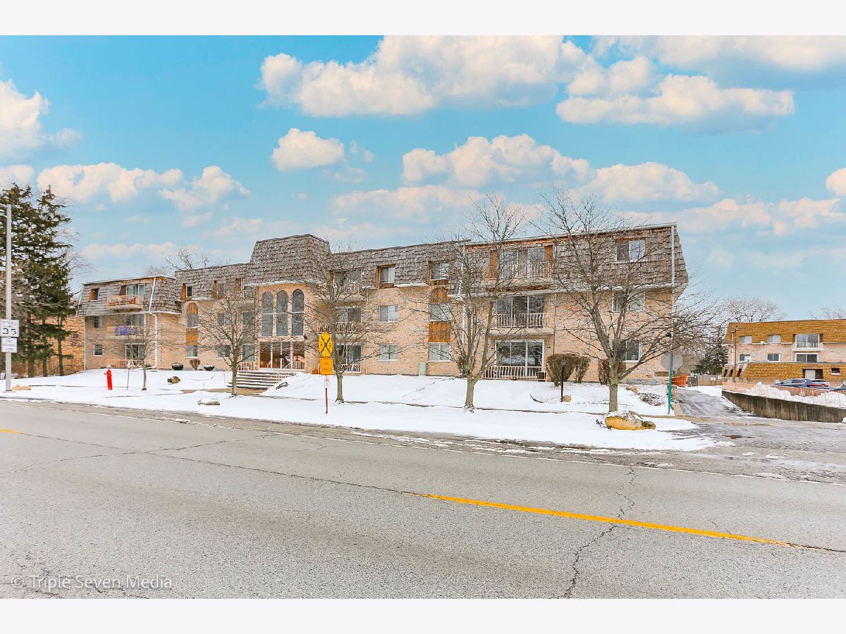 Condominiums & Homes For Sale Lansing Manor Lansing Illinois, 18855 Burnham Avenue
