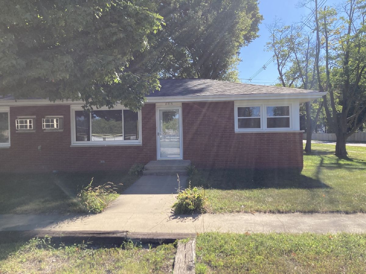  Sold Carbon Hill Illinois, 805-815 3rd