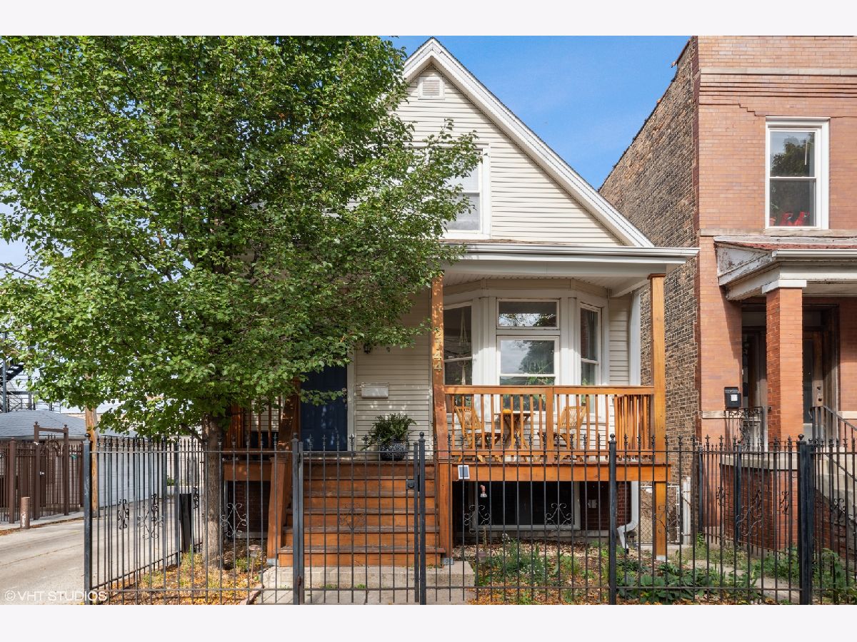  Rented Chicago Illinois, 2744 Nelson