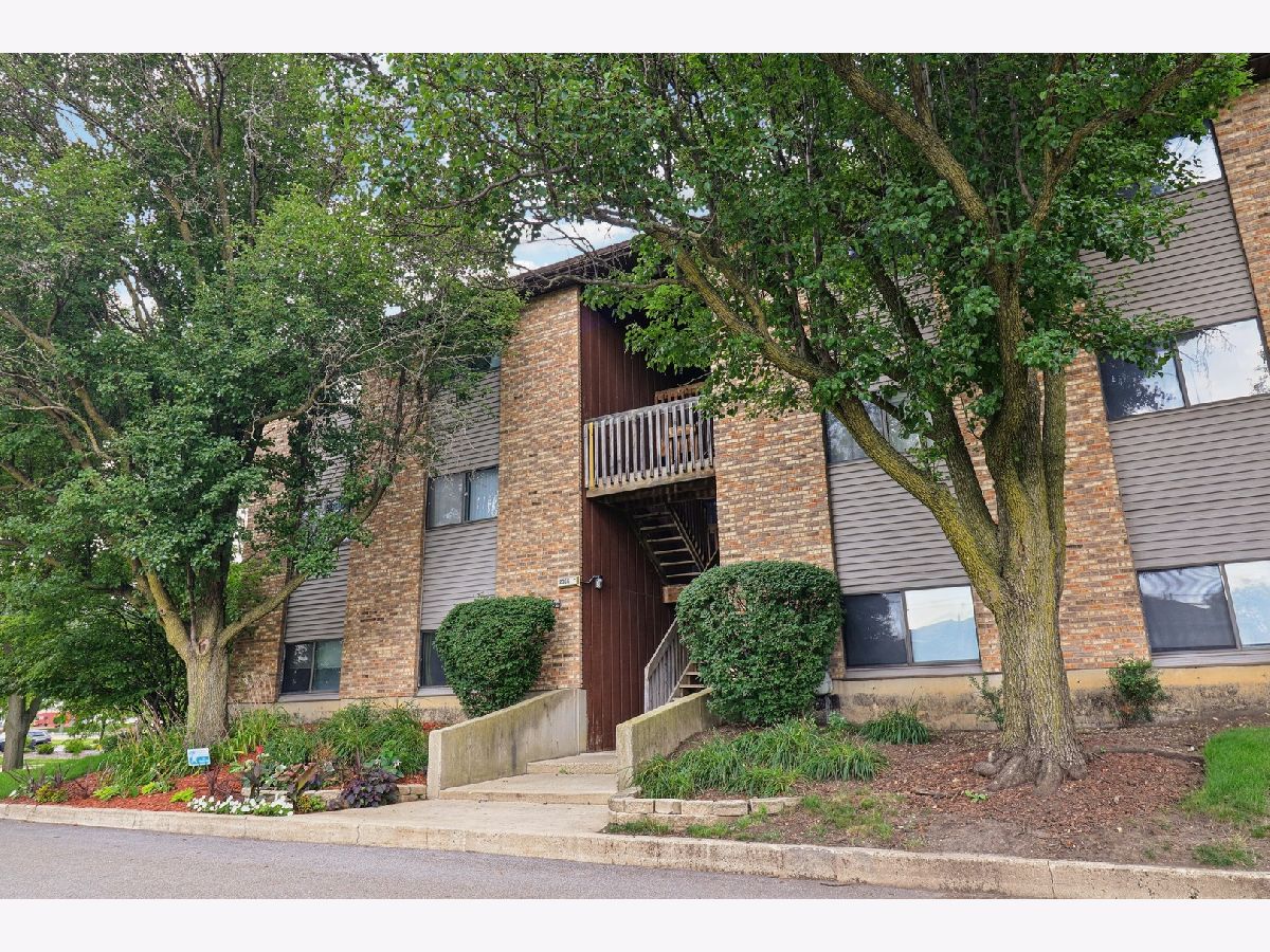 Condominiums For Sale Regency South Elgin Illinois, 2366 South Street