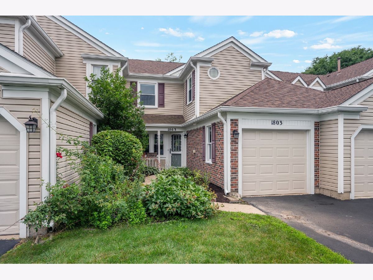 Townhomes & Condos Sold Hampton Farms Elk Grove Village Illinois, 1803 Vermont
