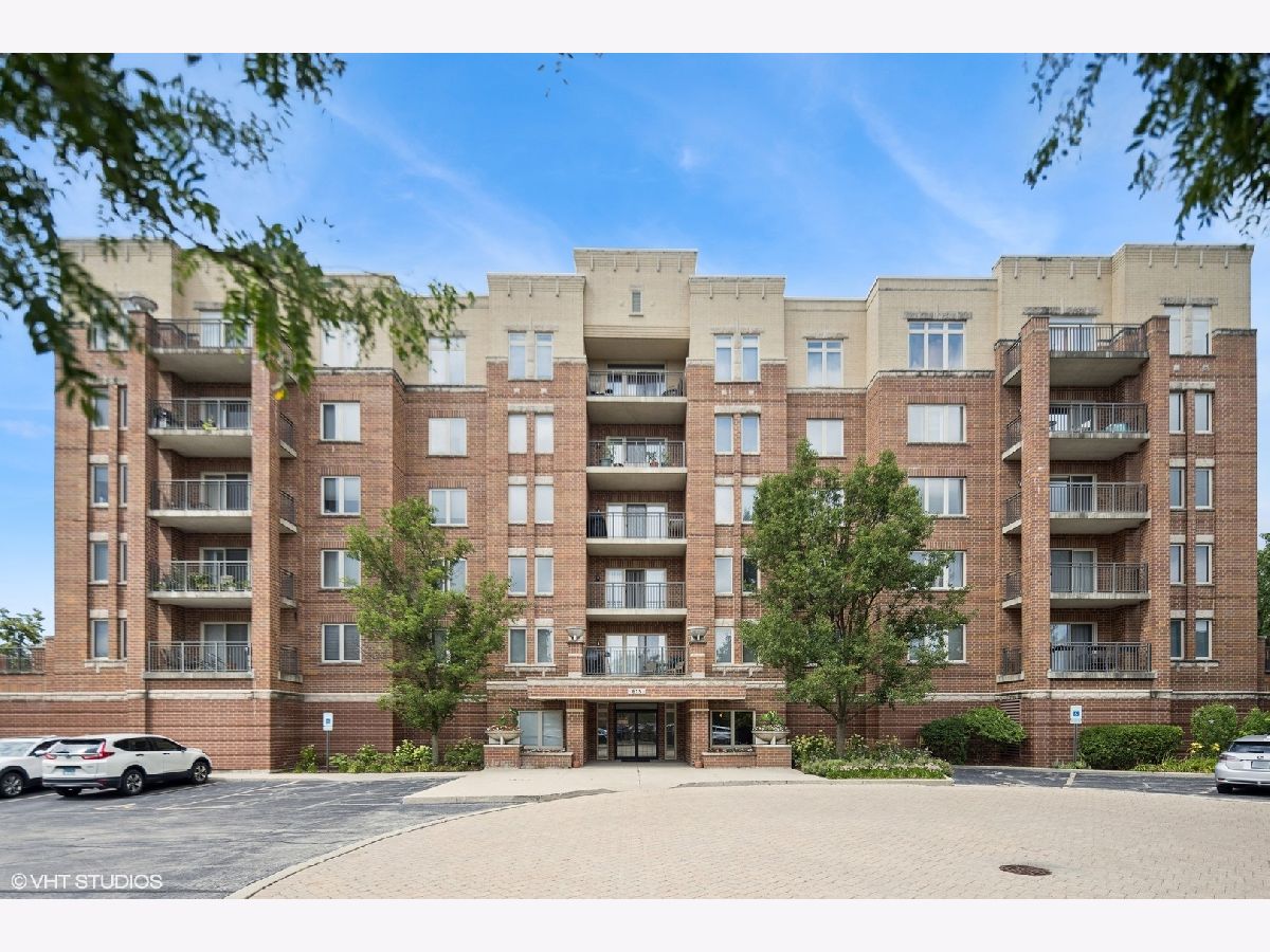 Condominiums Sold Park Place Elk Grove Village Illinois, 615 Perrie