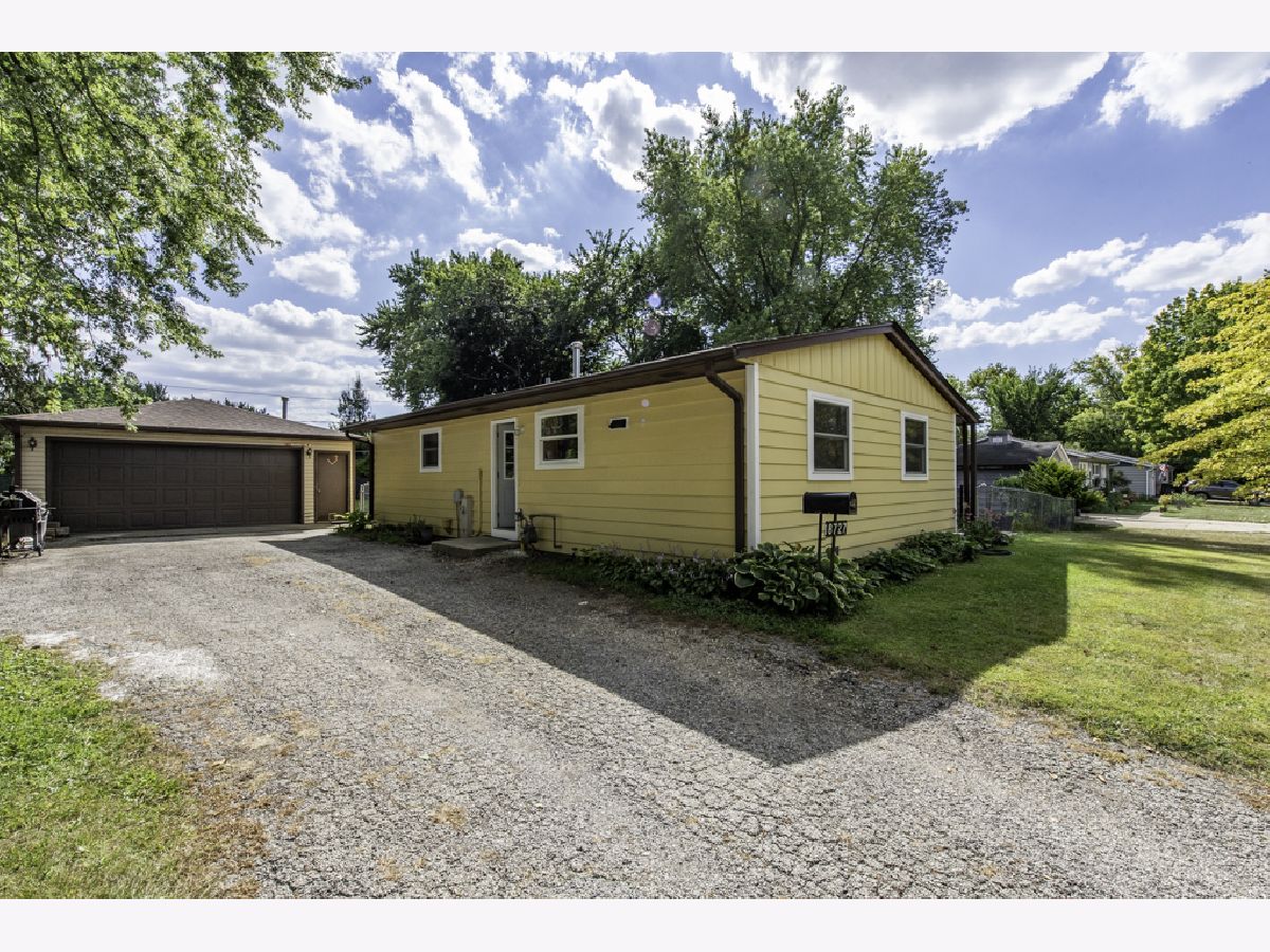 Homes For Sale Grandwood Park Gurnee Illinois, 18727 Highfield Drive