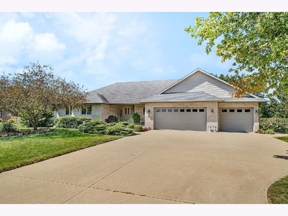  For Sale Essex Illinois, 310 Fairway Drive